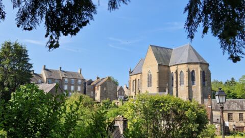 La Carneille : l'église