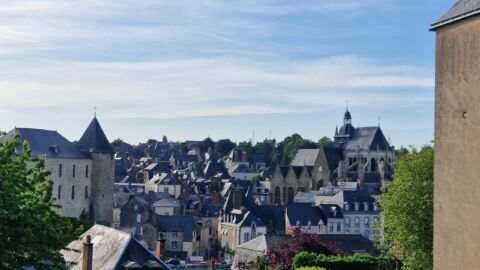 Mayenne : Vue sur la ville