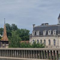 Château Dampierre où se loge l'École des Métiers du Cinéma d'Animation